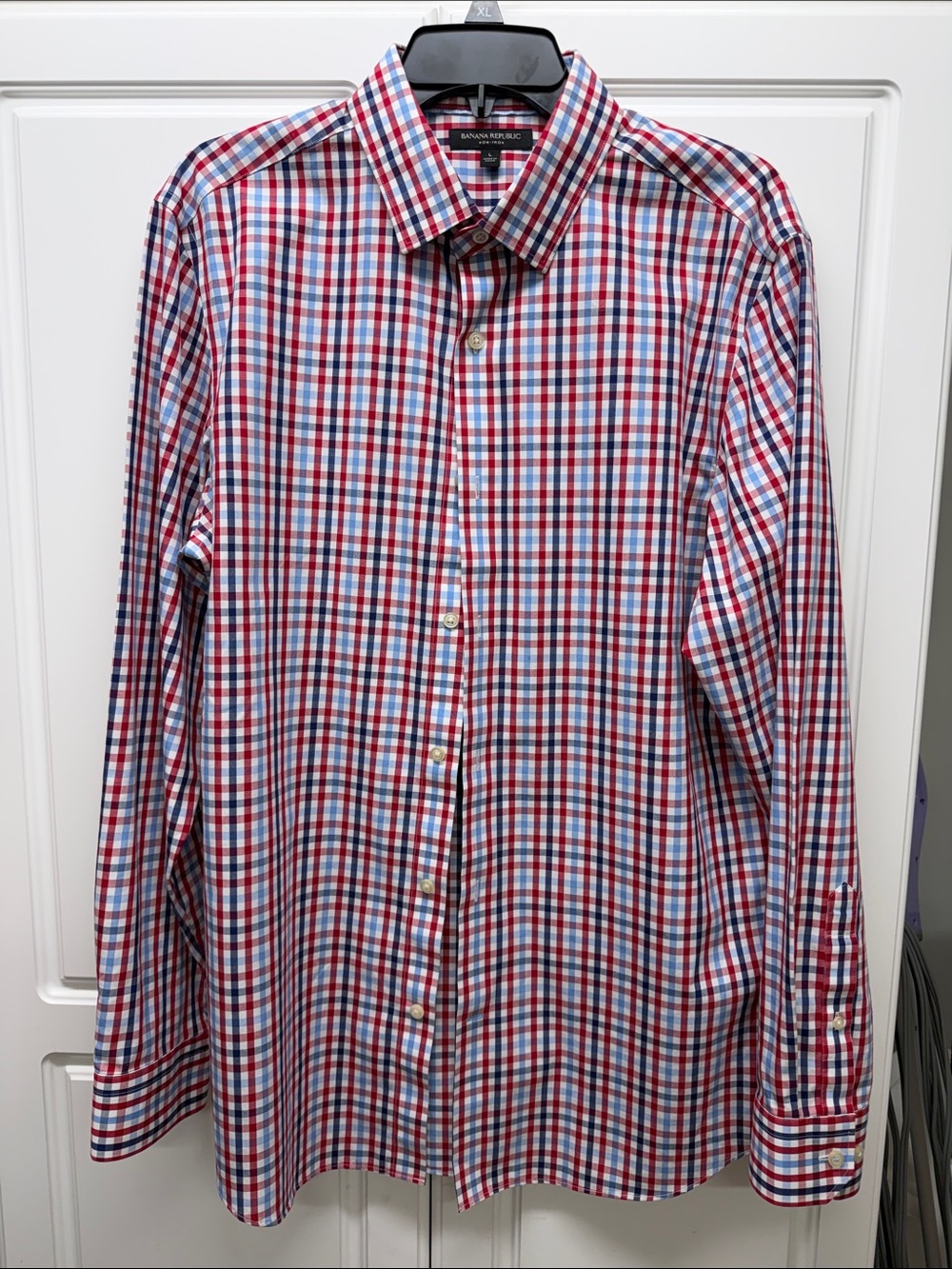 Banana Republic Red, Blue & White Check Long-Sleeve Dress Shirt